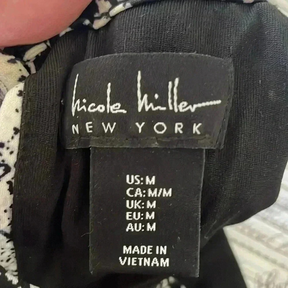 Nicole Miller Halter neckline a-line with Side Pockets, Size M, snake print - Picture 7 of 10